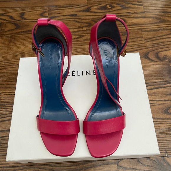 CELINE Sandals in size 36.5 - Picture 1 of 8